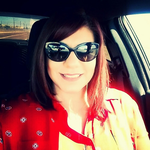 Meet your Posher, Aster - Picture 1 of 1